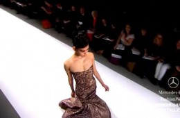 Monique Lhuillier Fall 2011 leopard print, trumpet dress